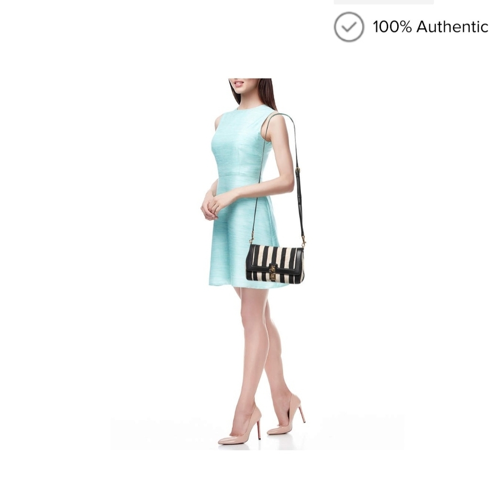 D&G Black and Cream Striped Shoulder Bag - Picture 14 of 14
